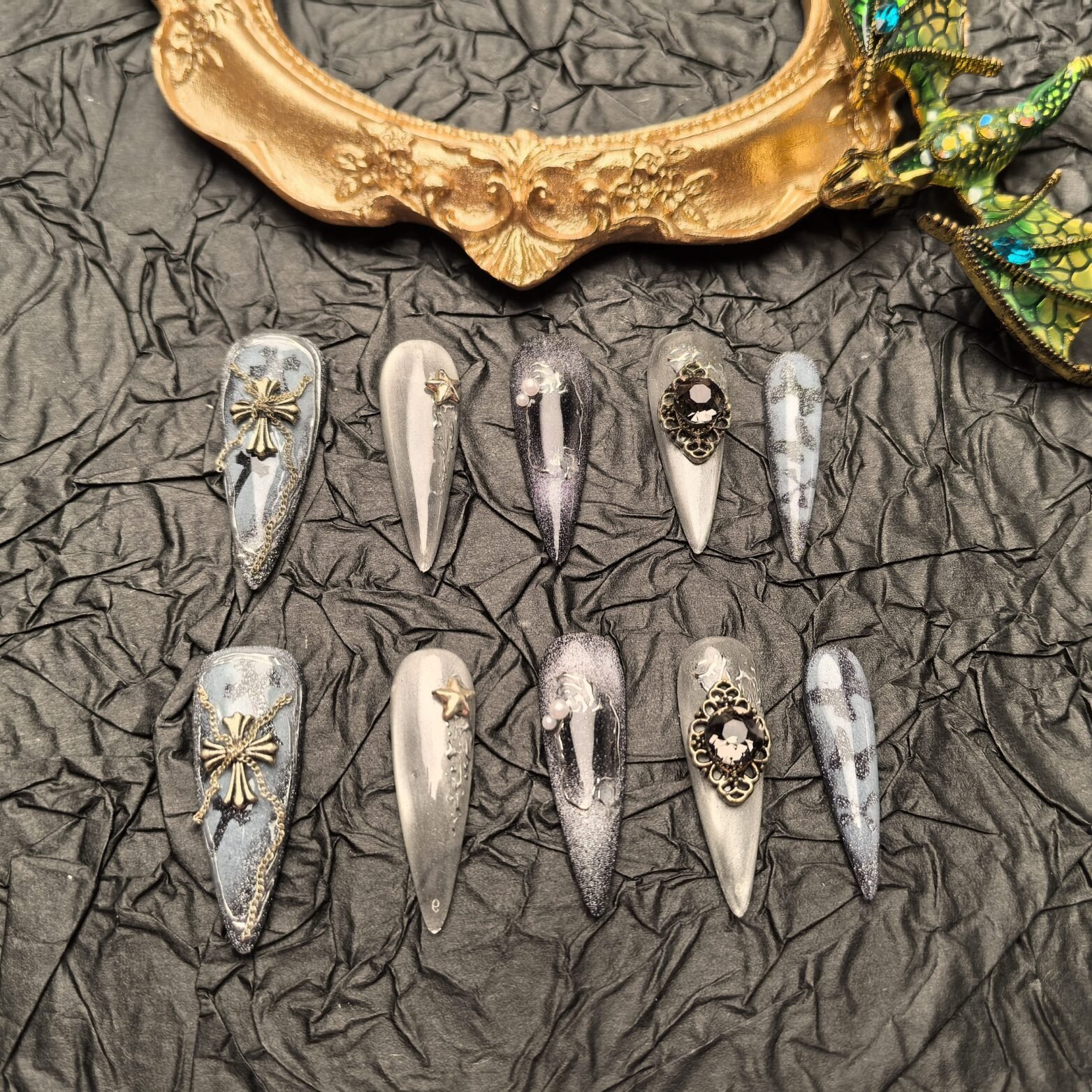 Silver-Winged Magician